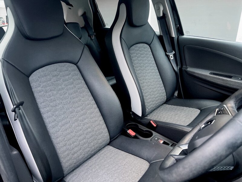 Used Renault Zoe 2021 for sale - 76877321: Photo 9