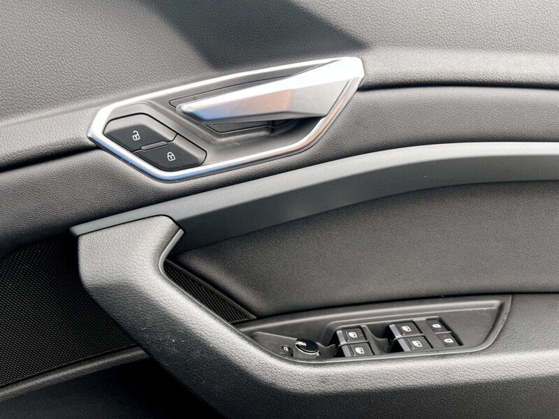 Used Audi e-tron 2021 for sale - 76934938: Photo 42