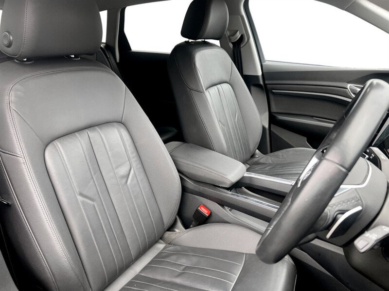 Used Audi e-tron 2021 for sale - 76934938: Photo 9