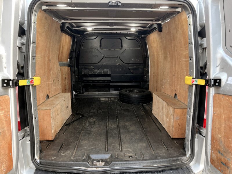 Used Ford Transit Custom 2022 for sale - 76707252: Photo 25