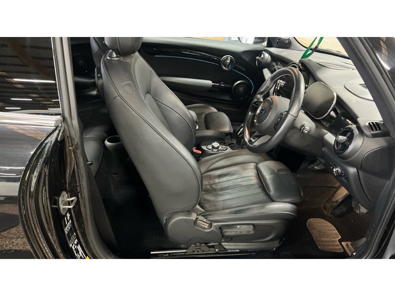 Used MINI Hatch 2023 for sale - 77328773: Photo 4