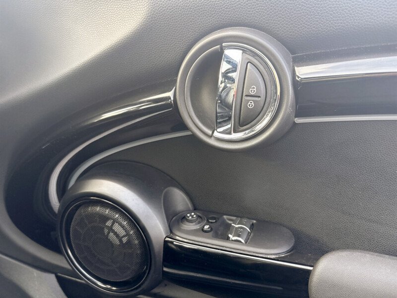 Used MINI Electric Hatch 2023 for sale - 77328773: Photo 46