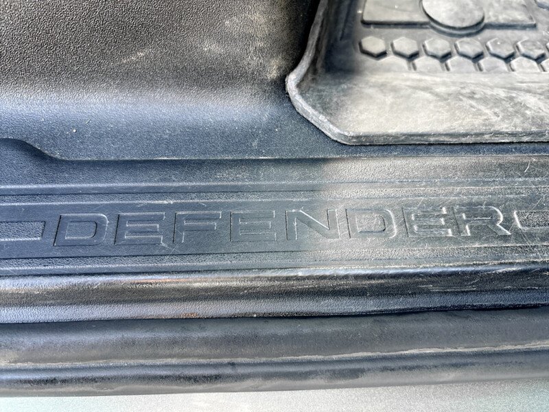 Used Land Rover Defender 90 2021 for sale - 78091925: Photo 21