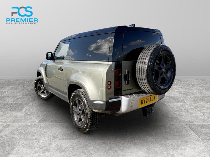 Used Land Rover Defender 90 2021 for sale - 78091925: Photo 32