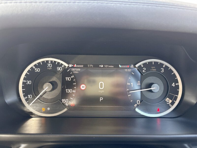 Used Land Rover Defender 90 2021 for sale - 78091925: Photo 40