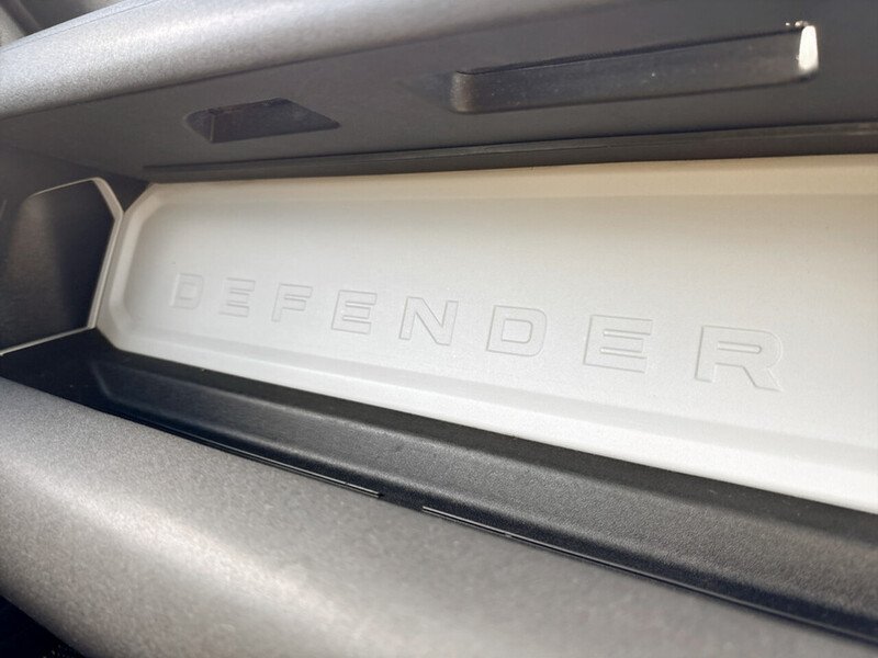 Used Land Rover Defender 90 2021 for sale - 78091925: Photo 43