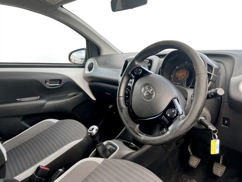 Used Toyota AYGO 2019 for sale - 76439469: Photo 23