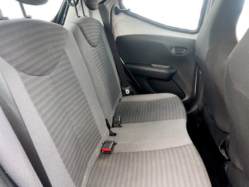 Used Toyota AYGO 2019 for sale - 76439469: Photo 35