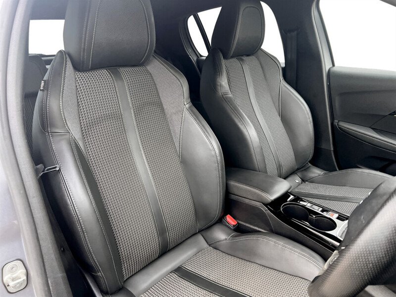 Used Peugeot 208 2023 for sale - 76686814: Photo 9