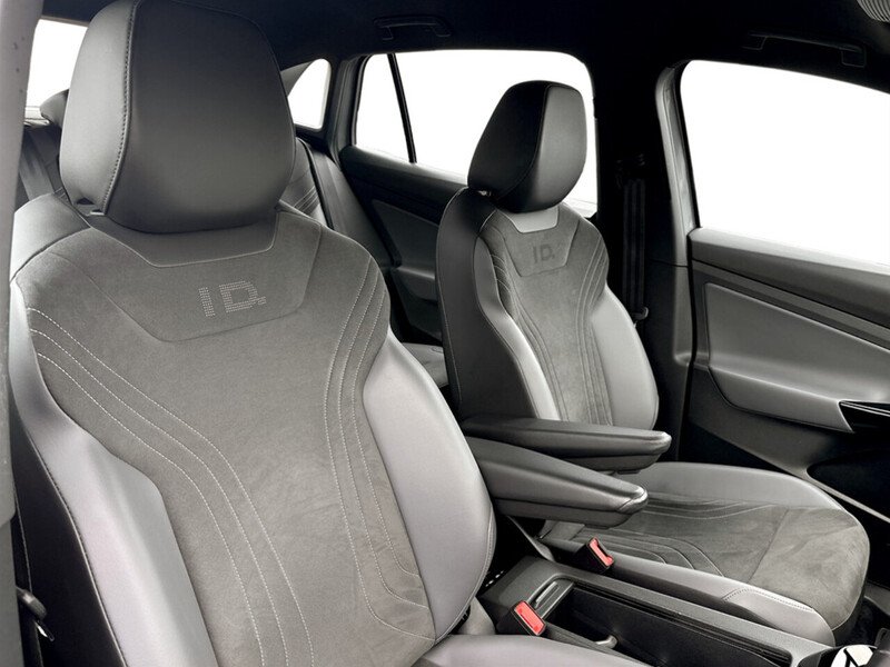 Used Volkswagen ID.4 2022 for sale - 78118518: Photo 10