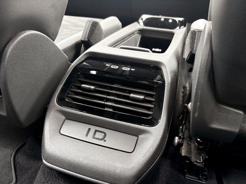 Used Volkswagen ID.4 2022 for sale - 78118518: Photo 45