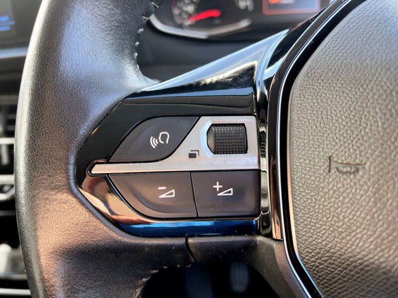 Used Peugeot 208 2021 for sale - 76637182: Photo 29