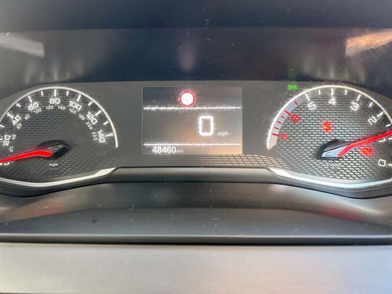 Used Peugeot 208 2021 for sale - 76637182: Photo 32