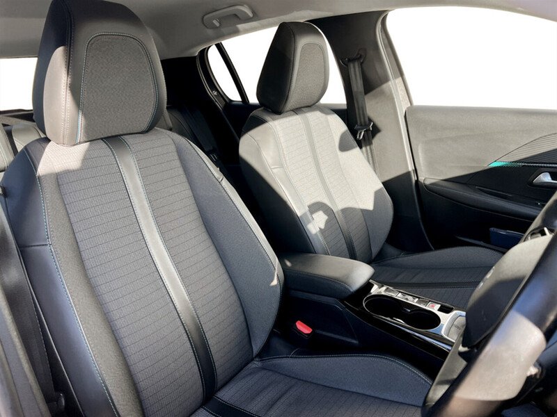 Used Peugeot 208 2021 for sale - 76637182: Photo 8