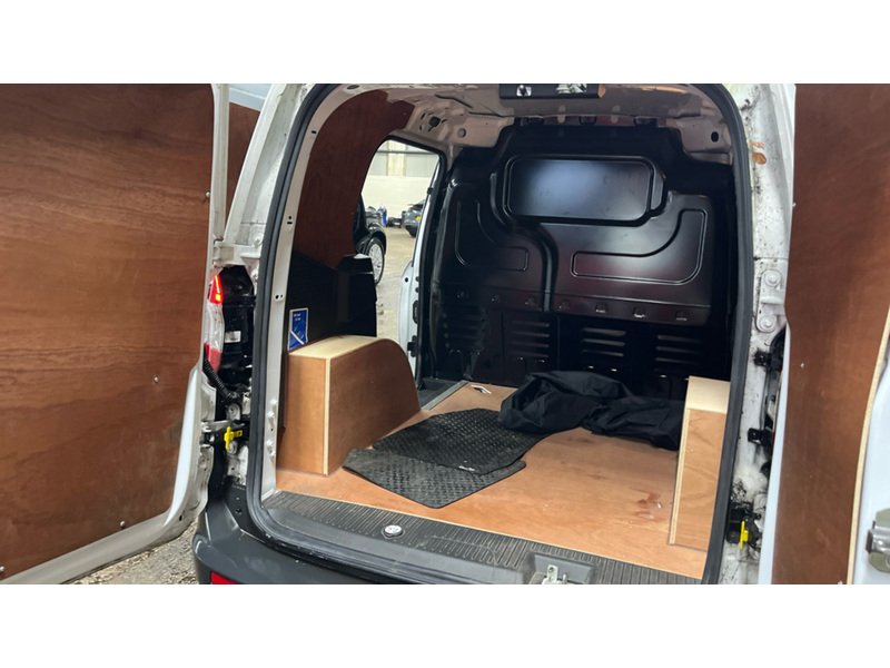 Used Ford Transit Courier 2020 for sale - 78122370: Photo 7