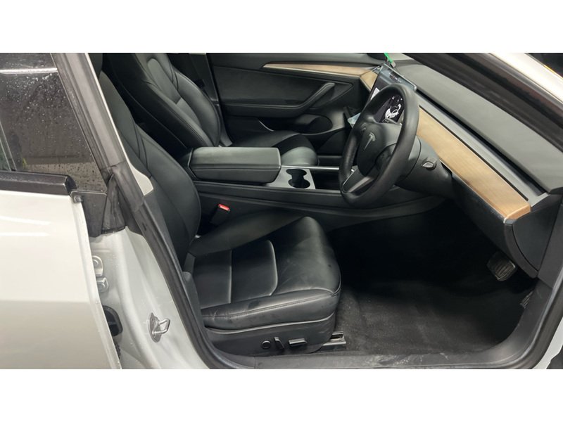 Used Tesla Model 3 2021 for sale - 77061300: Photo 4