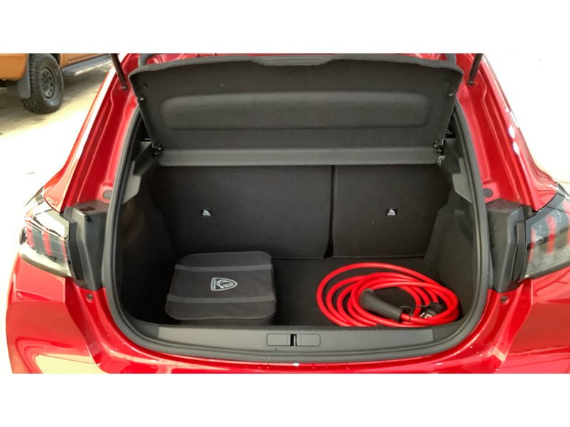 Used Peugeot 208 2023 for sale - 77649685: Photo 7