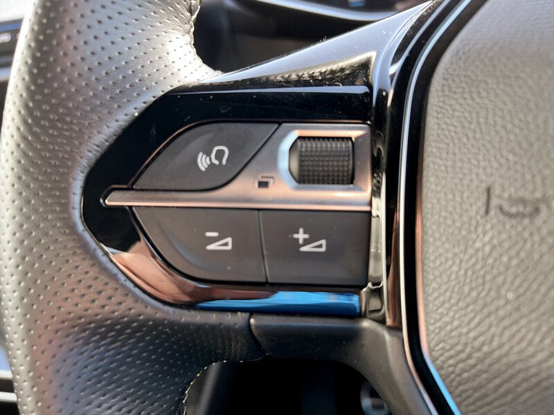 Used Peugeot 208 2023 for sale - 76598408: Photo 31