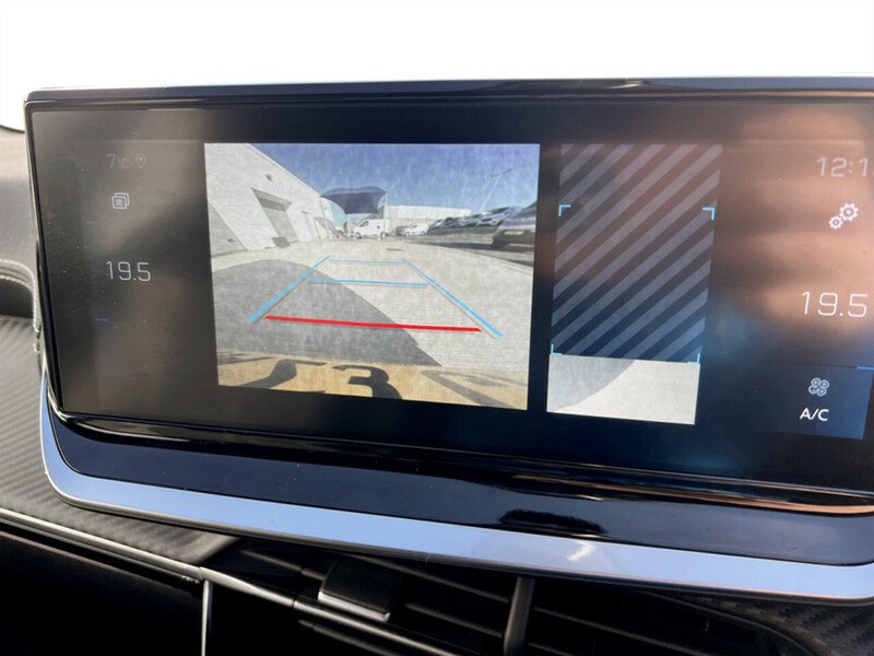 Used Peugeot 208 2023 for sale - 76598408: Photo 40