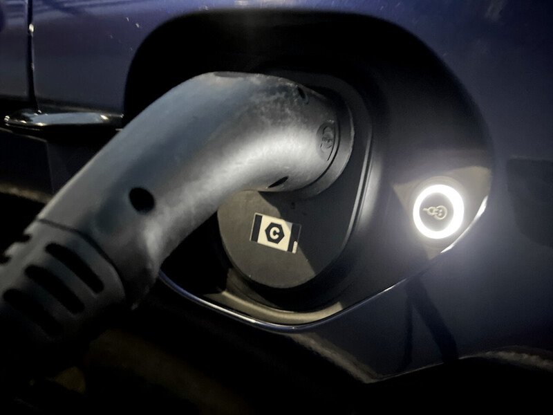 Used Porsche Taycan 2020 for sale - 76578153: Photo 20