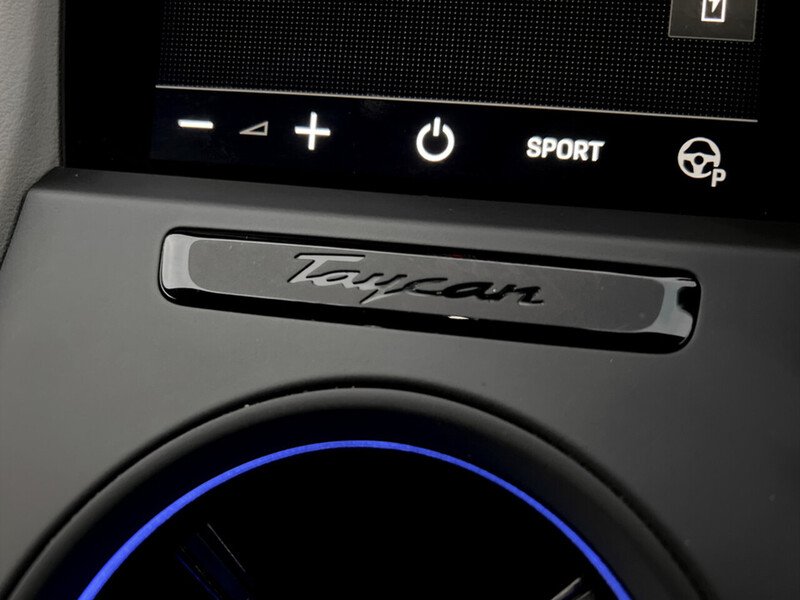 Used Porsche Taycan 2020 for sale - 76578153: Photo 46