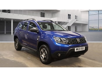 2021 - TCe Essential 5-Door