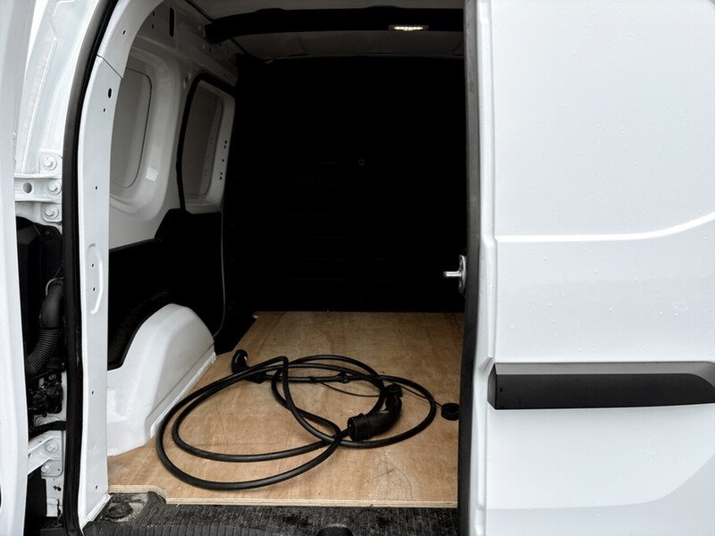 Used Nissan Other 2023 for sale - 77313793: Photo 26