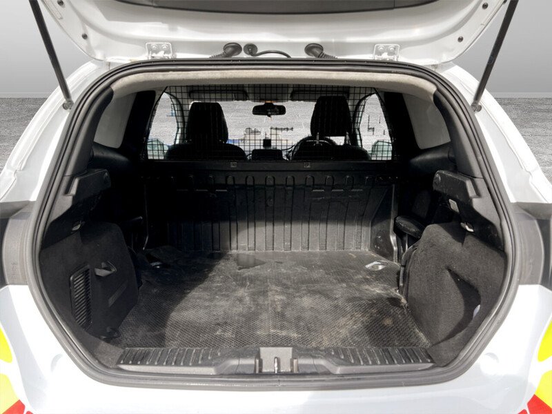 Used Ford Fiesta Van 2019 for sale - 76280430: Photo 20