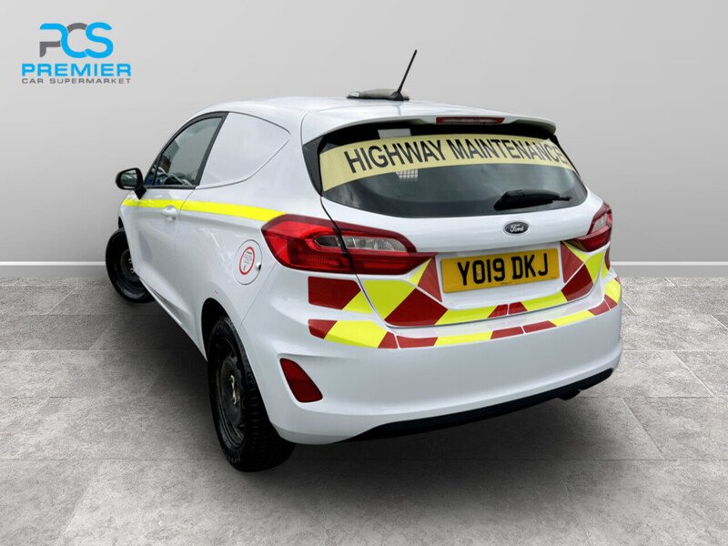 Used Ford Fiesta Van 2019 for sale - 76280430: Photo 25