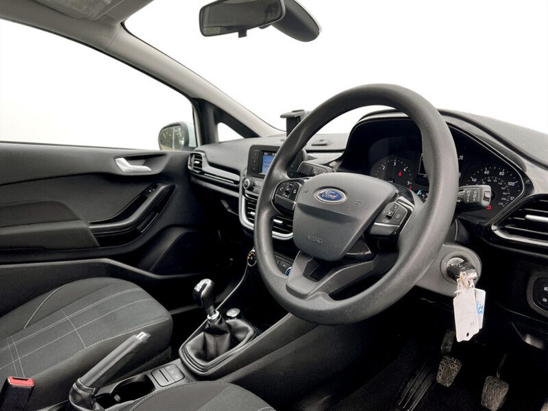 Used Ford Fiesta Van 2019 for sale - 76280430: Photo 28