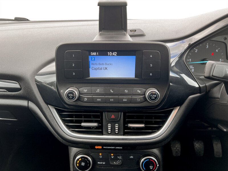 Used Ford Fiesta Van 2019 for sale - 76280430: Photo 35