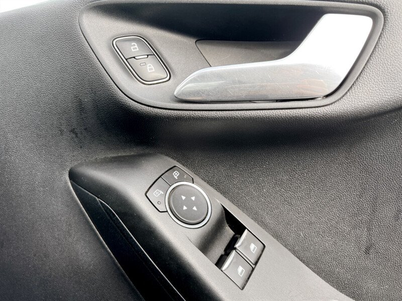 Used Ford Fiesta Van 2019 for sale - 76280430: Photo 39