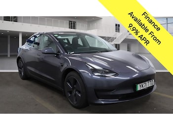 Tesla - Model 3