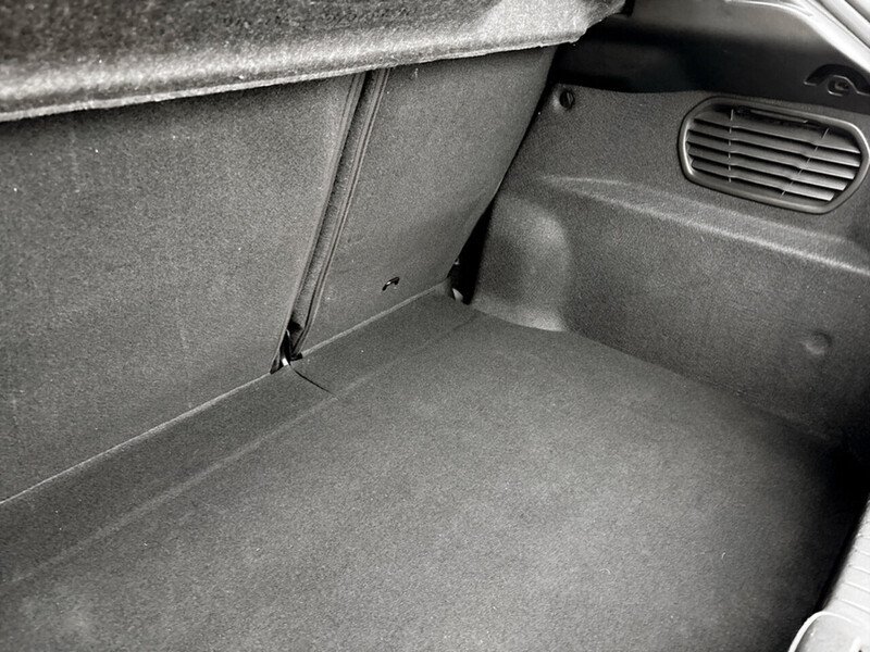 Used Peugeot 208 2019 for sale - 77398860: Photo 21