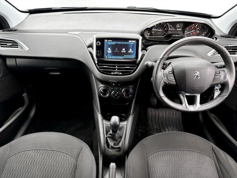 Used Peugeot 208 2019 for sale - 77398860: Photo 8