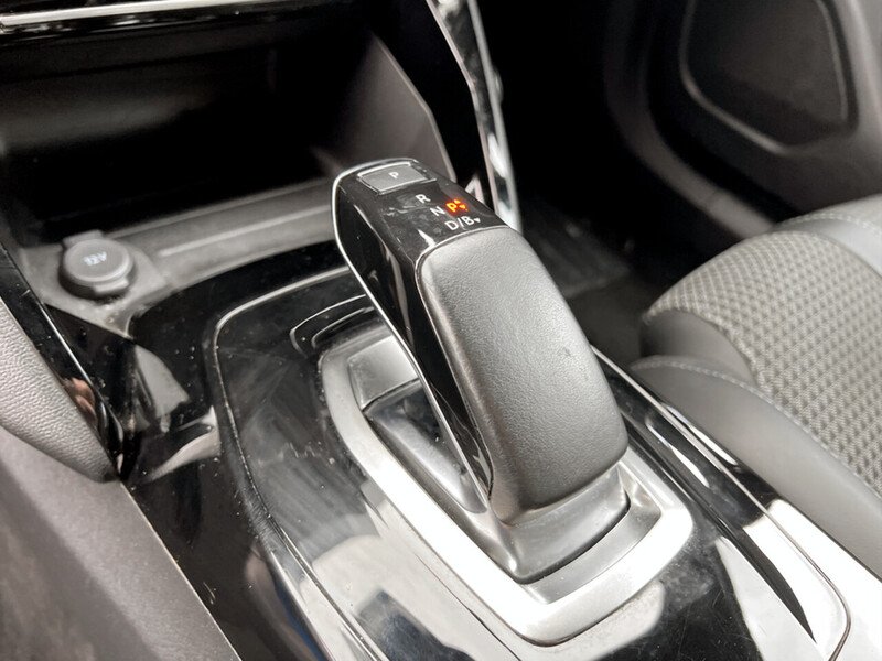 Used Peugeot 2008 2021 for sale - 76665860: Photo 42