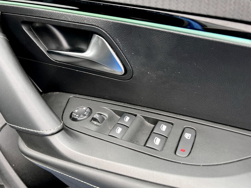 Used Peugeot 2008 2021 for sale - 76665860: Photo 43