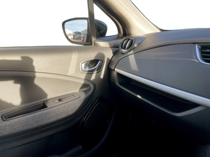 Used Renault Zoe 2021 for sale - 76566339: Photo 32