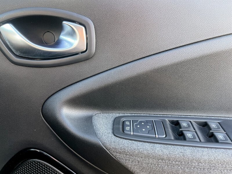 Used Renault Zoe 2021 for sale - 76566339: Photo 40