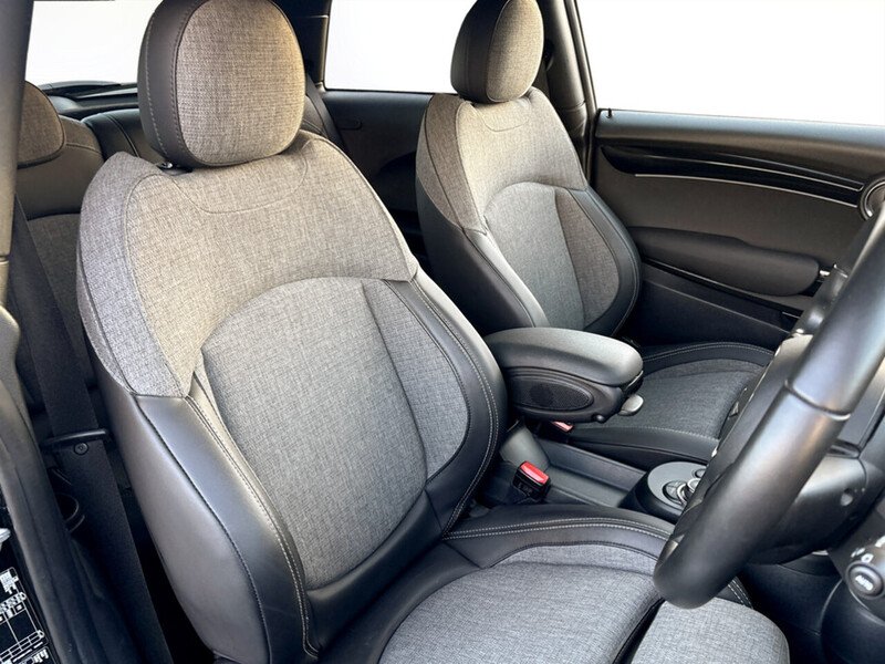 Used MINI Hatch 2022 for sale - 77233475: Photo 9