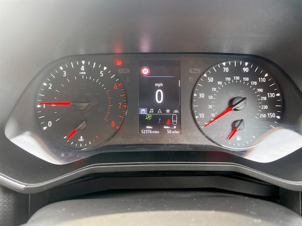 Used Renault Clio 2020 for sale - 76093049: Photo 32