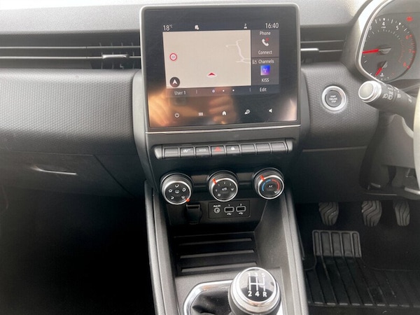 Used Renault Clio 2020 for sale - 76093049: Photo 35