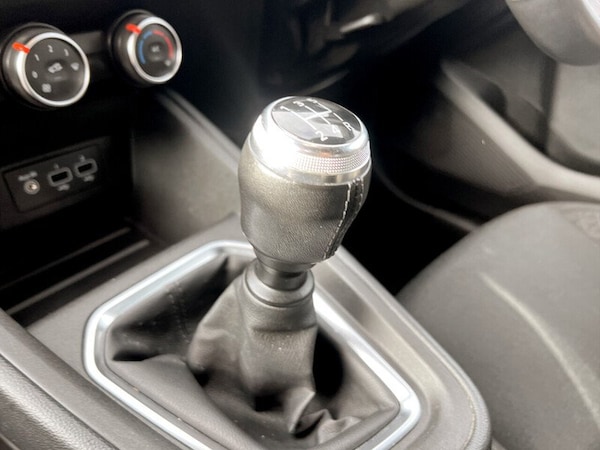 Used Renault Clio 2020 for sale - 76093049: Photo 39
