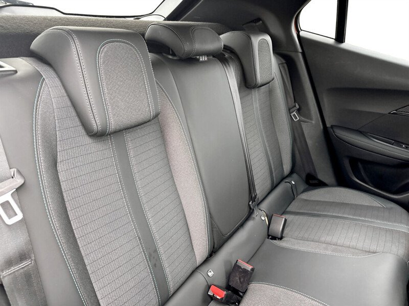 Used Peugeot E-2008 2022 for sale - 77577913: Photo 42