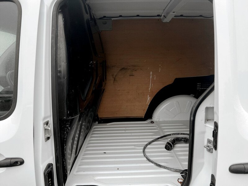 Used Renault Kangoo 2021 for sale - 77024041: Photo 18