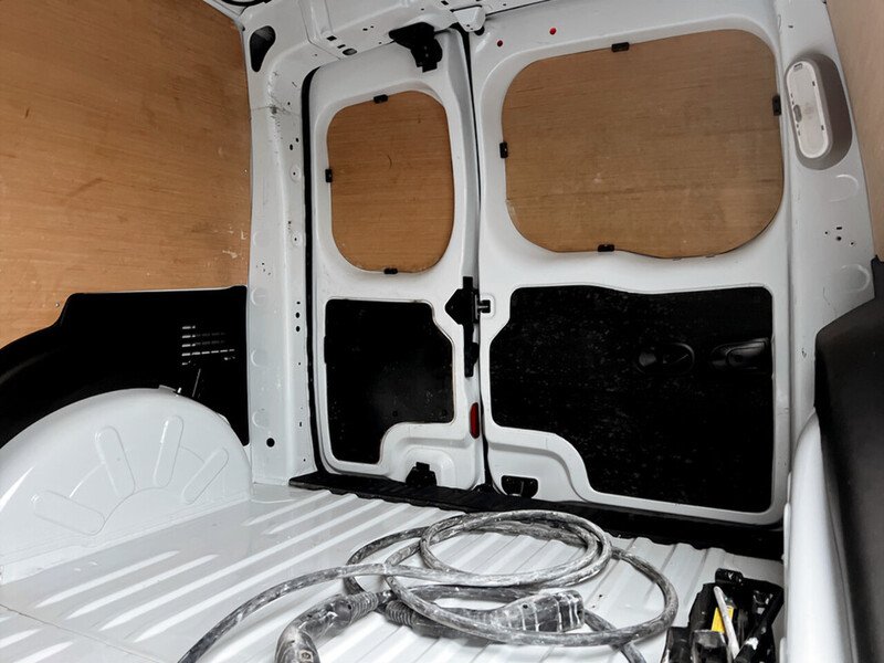 Used Renault Kangoo 2021 for sale - 77024041: Photo 20