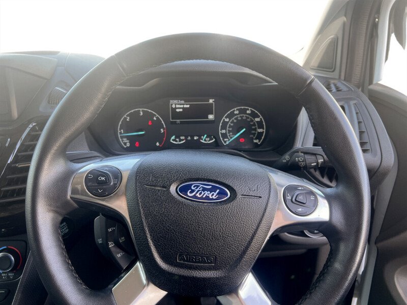 Used Ford Transit Connect 2023 for sale - 76663667: Photo 32