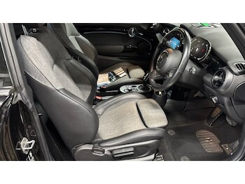 Used MINI Electric Hatch 2021 for sale - 77323362: Photo