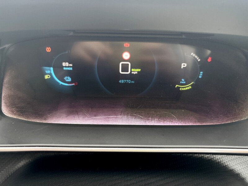 Used Peugeot E-2008 2021 for sale - 77342281: Photo 34