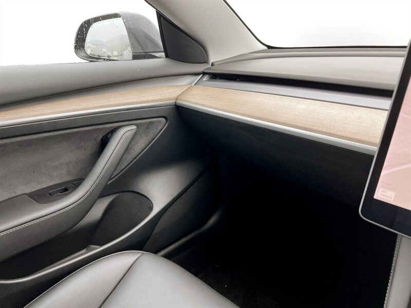 Used Tesla Model 3 2021 for sale - 76364459: Photo 33